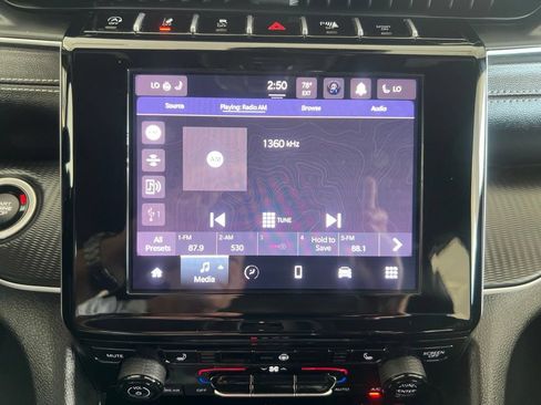 Used 2023 Jeep Grand Cherokee L Laredo AWD/4WD image 62