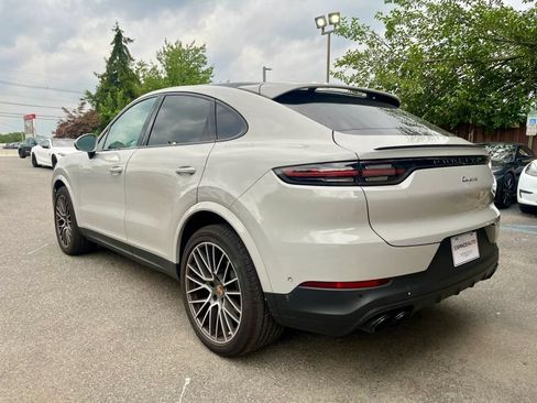 Used 2022 Porsche Cayenne Platinum Edition AWD/4WD image 5