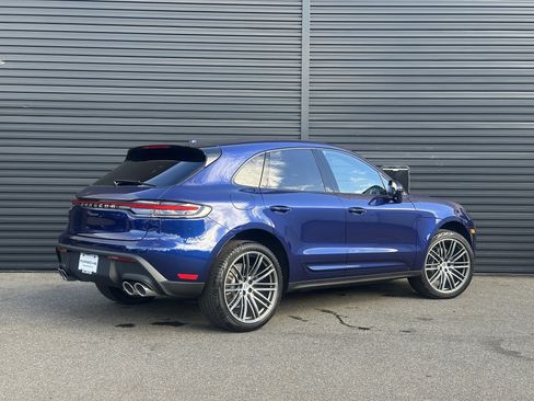 New 2026 Porsche Macan AWD/4WD image 8