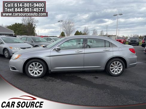 Used 2013 Chrysler 200 Limited image 8