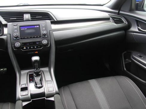 Used 2018 Honda Civic Sport image 10