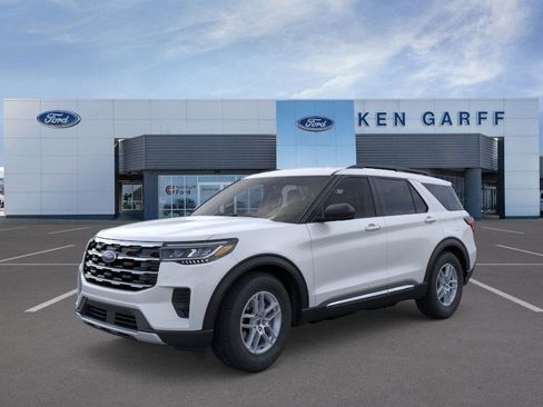 New 2025 Ford Explorer Active image 1