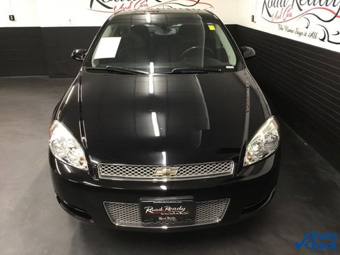 Used 2014 Chevrolet Impala LT w/ LT Sunroof Package image 4
