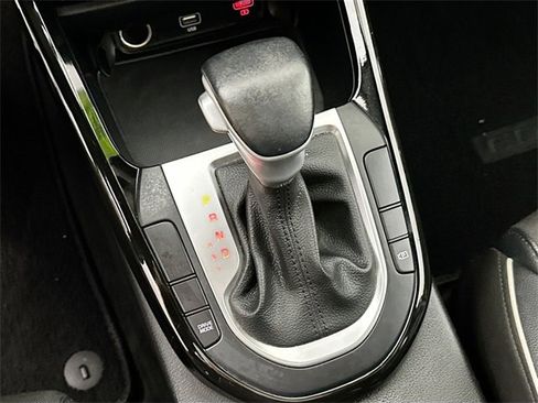 Used 2023 Kia Forte GT-Line w/ GT-Line Premium Package image 16