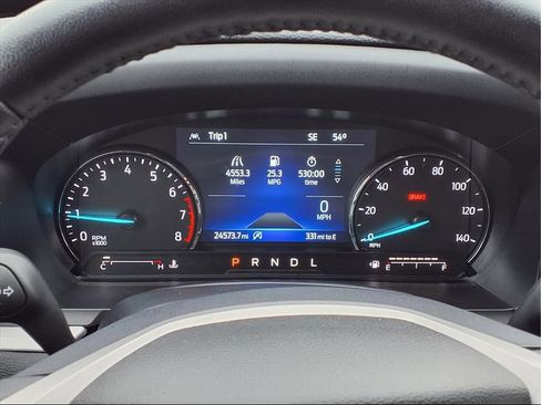 Used 2023 Ford Explorer XLT image 13