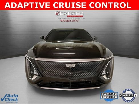 Used 2024 Cadillac Lyriq Luxury image 2