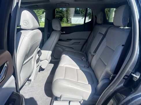 Used 2019 GMC Acadia SLT FWD image 11