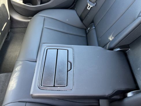 Used 2025 BMW 330i Sedan image 41