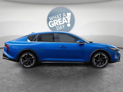 New 2025 Kia K4 GT-Line image 7