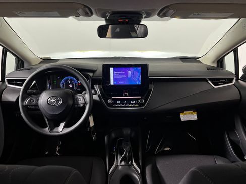 Used 2026 Toyota Corolla LE FWD image 21