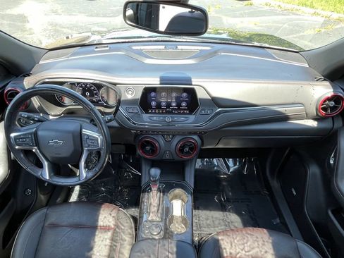 Certified 2022 Chevrolet Blazer RS w/ Enhanced Convenience Package AWD/4WD image 11