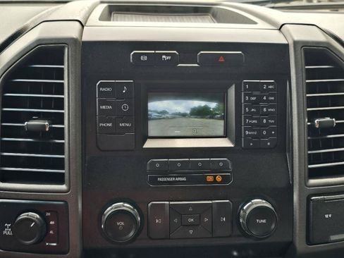 Used 2019 Ford F250 XL w/ Power Equipment Group AWD/4WD image 23