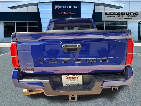 Used 2024 Toyota Tacoma TRD Off-Road image 6