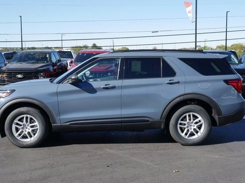New 2026 Ford Explorer Active image 8