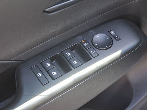 Certified 2024 Hyundai Kona SEL FWD image 26