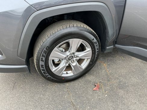 Used 2025 Toyota RAV4 XLE image 30