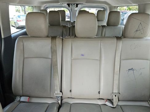 Used 2019 Nissan NV 3500 SL image 15