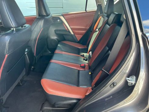 Used 2013 Toyota RAV4 Limited image 9