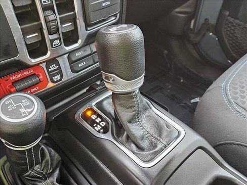 Used 2024 Jeep Wrangler Unlimited Rubicon 4xe w/ Technology Group image 12