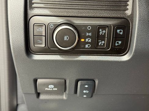 Certified 2025 Ford F450 Platinum image 31