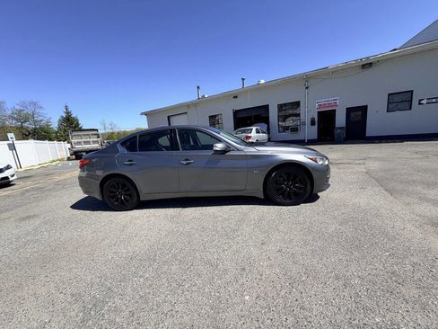 Used 2016 INFINITI Q50 3.0t Premium w/ 3.0T Premium Plus Package image 39