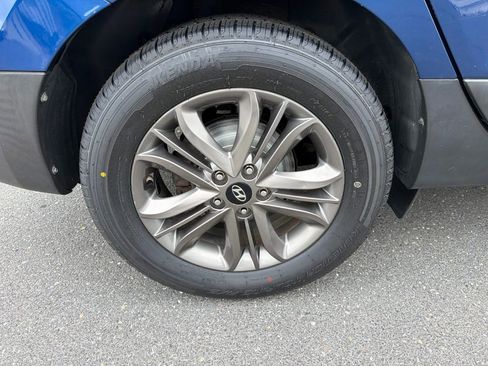 Used 2015 Hyundai Tucson SE AWD/4WD image 12