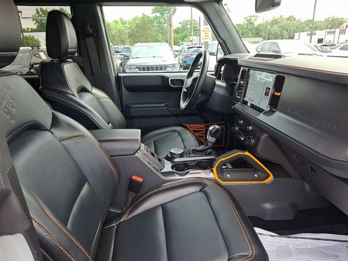 Used 2024 Ford Bronco Badlands AWD/4WD image 15