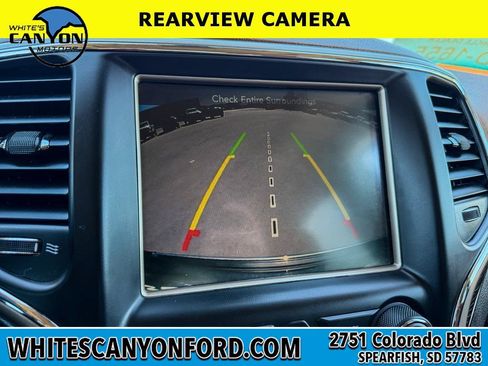 Used 2016 Jeep Grand Cherokee Summit w/ Skid Plate Group AWD/4WD image 18