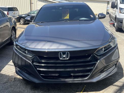Used 2020 Honda Accord Sport image 2