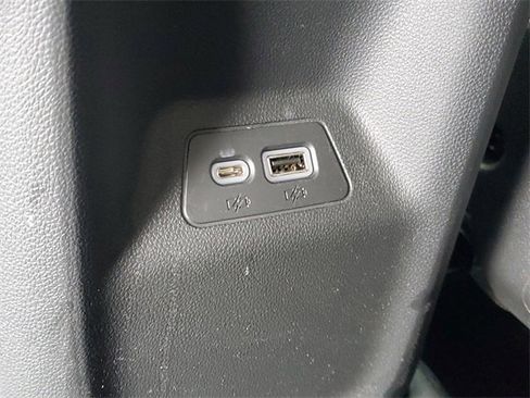 Used 2023 Buick Envision Preferred w/ Sport Touring Package image 12