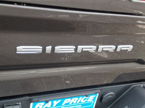 Used 2021 GMC Sierra 2500 AT4 w/ AT4 Preferred Package image 31