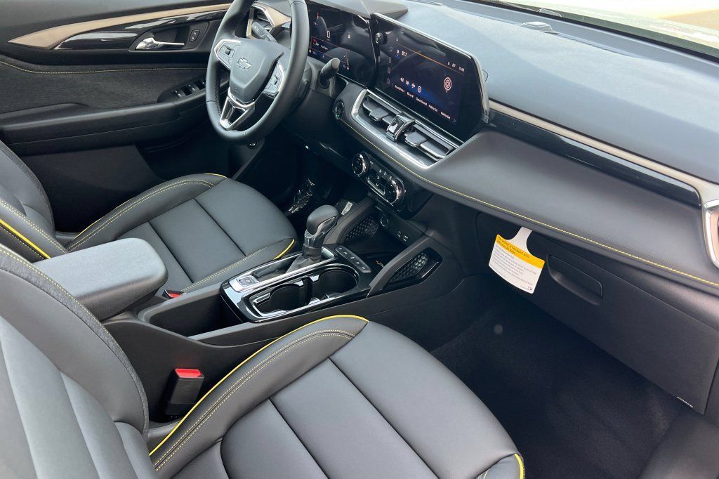 New 2026 Chevrolet TrailBlazer ACTIV w/ Convenience Package FWD image 13
