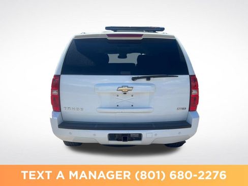 Used 2009 Chevrolet Tahoe LT w/ Luxury Package AWD/4WD image 4