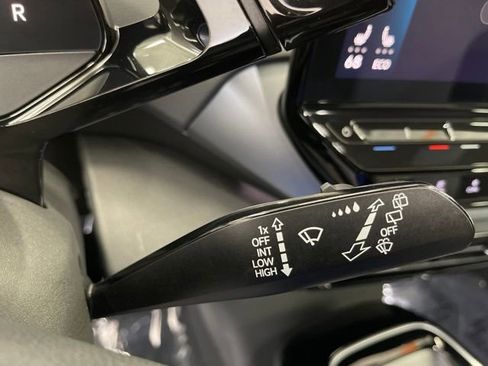 Used 2023 Volkswagen ID.4 Pro RWD image 19