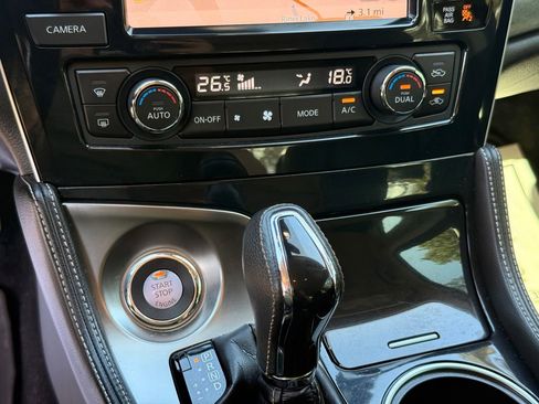 Used 2021 Nissan Maxima Platinum FWD image 20