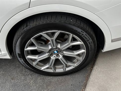 Used 2020 BMW X7 xDrive40i w/ Luxury Seating Package AWD/4WD image 11