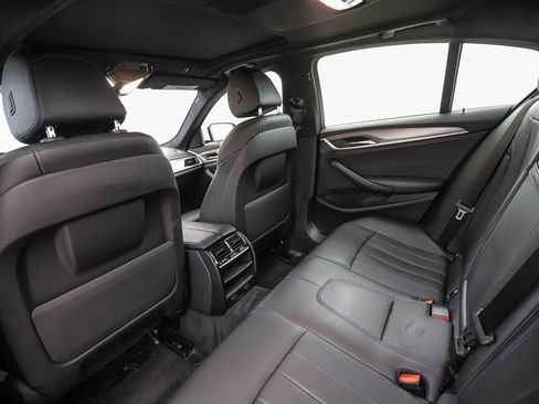 Used 2019 BMW 530i xDrive w/ M Sport Package AWD/4WD image 21