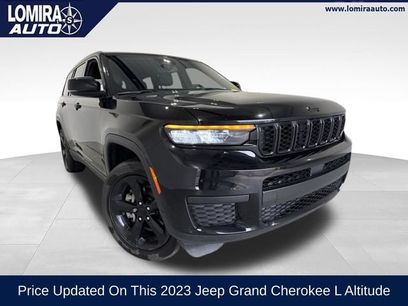 Used 2023 Jeep Grand Cherokee L Laredo