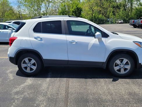 Used 2019 Chevrolet Trax LT w/ LT Convenience Package AWD/4WD image 7