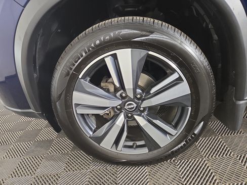 Used 2024 Nissan Rogue SL w/ SL Premium Package AWD/4WD image 34