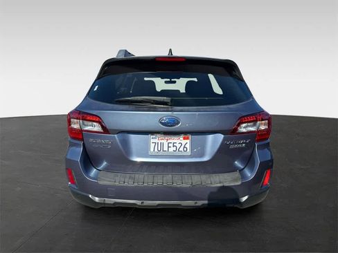 Used 2017 Subaru Outback 2.5i Limited image 5