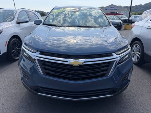 Used 2024 Chevrolet Equinox LT w/ LPO, Floor Liner Package FWD image 6