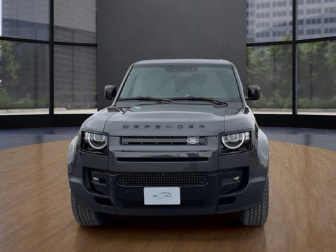 New 2026 Land Rover Defender 110 S image 8