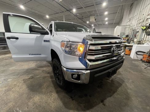 Used 2014 Toyota Tundra SR image 34
