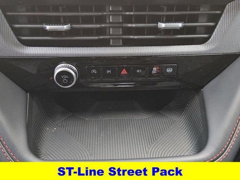 New 2026 Ford Explorer ST-Line w/ ST-Line Street Pack RWD image 14