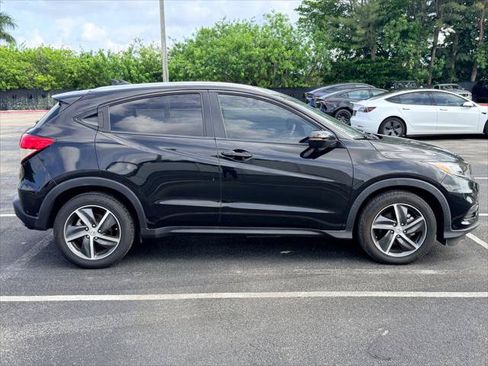 Used 2022 Honda HR-V EX-L image 8