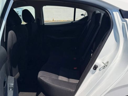 Used 2024 Nissan Sentra SV FWD image 13