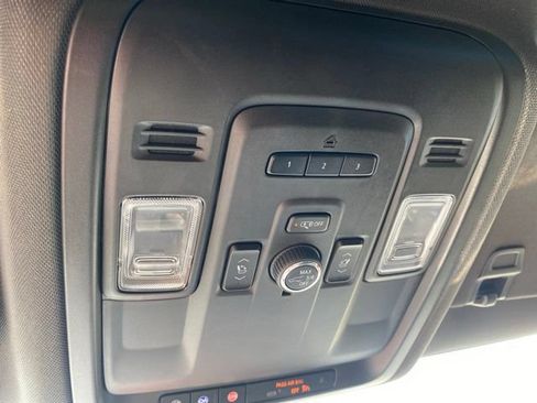 Used 2022 Chevrolet Tahoe LT w/ Luxury Package AWD/4WD image 27