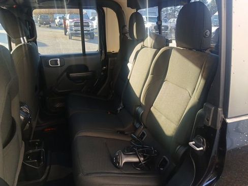 Used 2020 Jeep Gladiator Sport w/ Quick Order Package 24S image 16