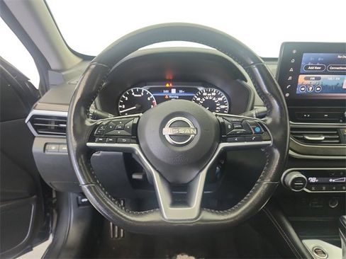 Used 2023 Nissan Altima 2.5 SL image 13